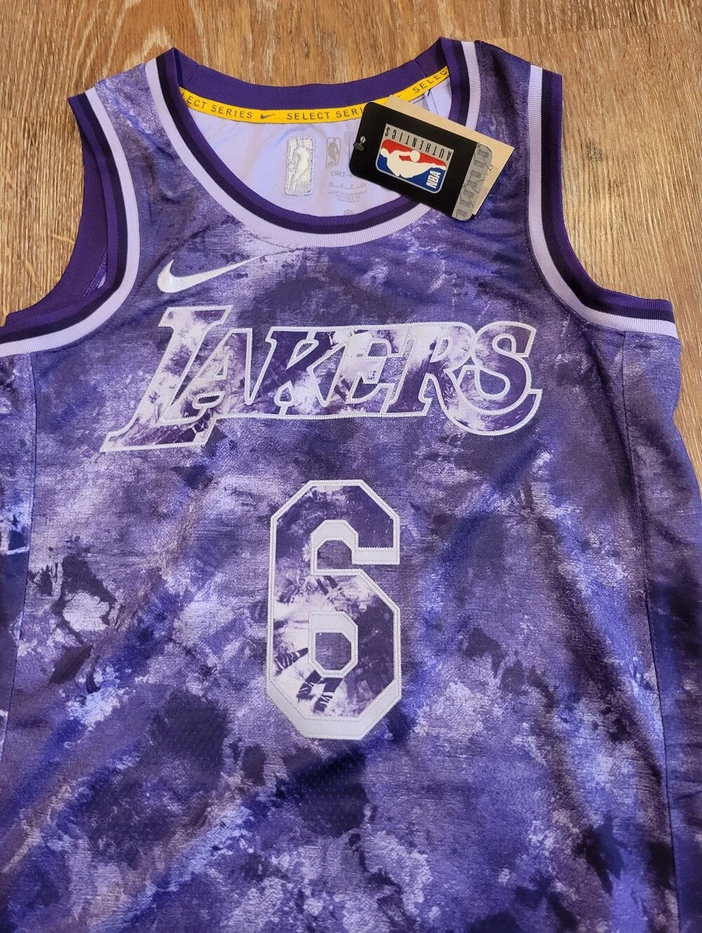 NWT Mens Nike Drifit (S) Los Angeles Lakers Basketball Jersey #6 Lebron James